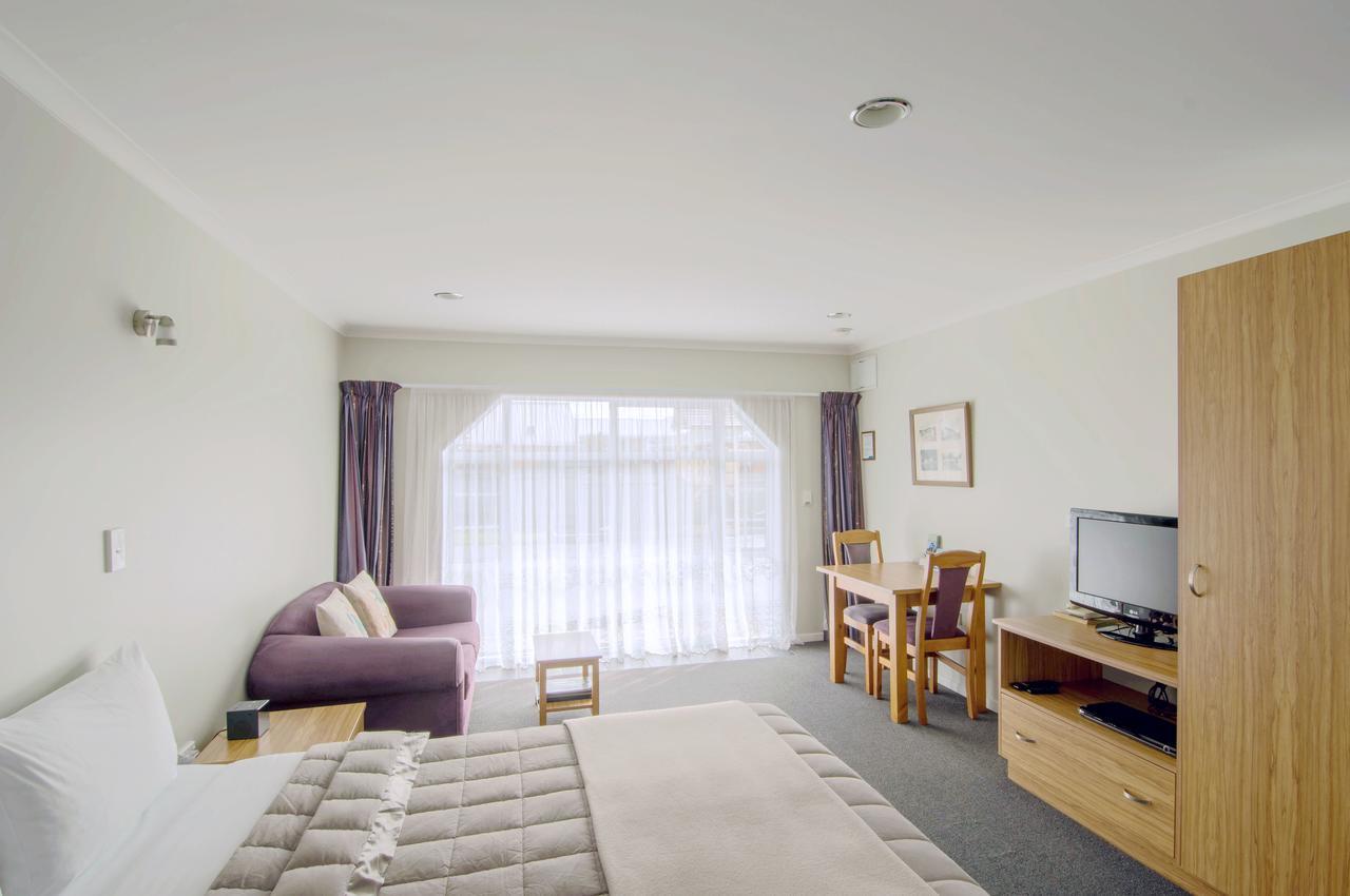 Tower Lodge Motel 인버카길 외부 사진