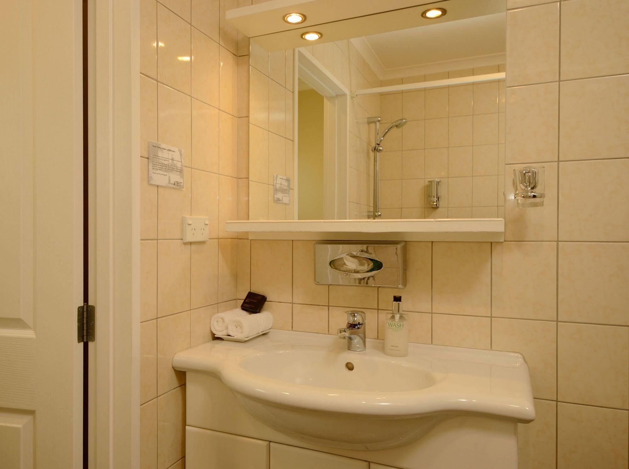 Tower Lodge Motel 인버카길 외부 사진