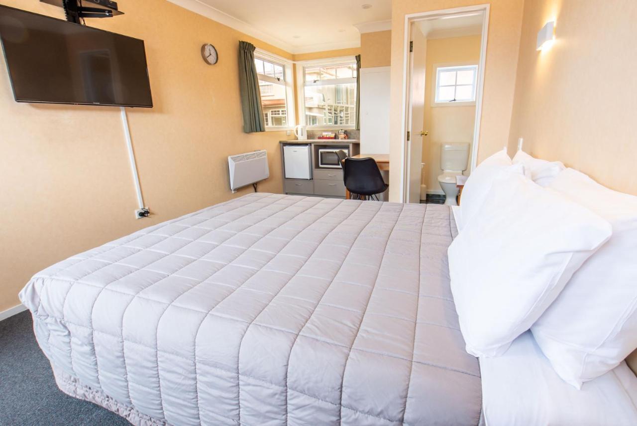 Tower Lodge Motel 인버카길 외부 사진